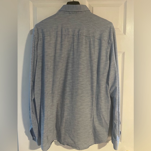 Butter cloth Men’s button down shirt - Picture 3 of 5